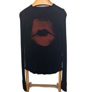 Lauren Moshi Long Sleeved Graphic Top
